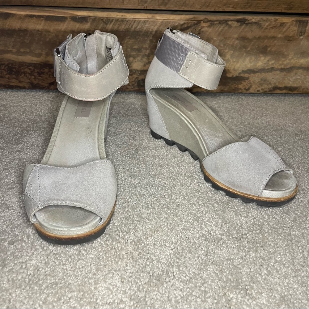 Gray Sorel Wedges